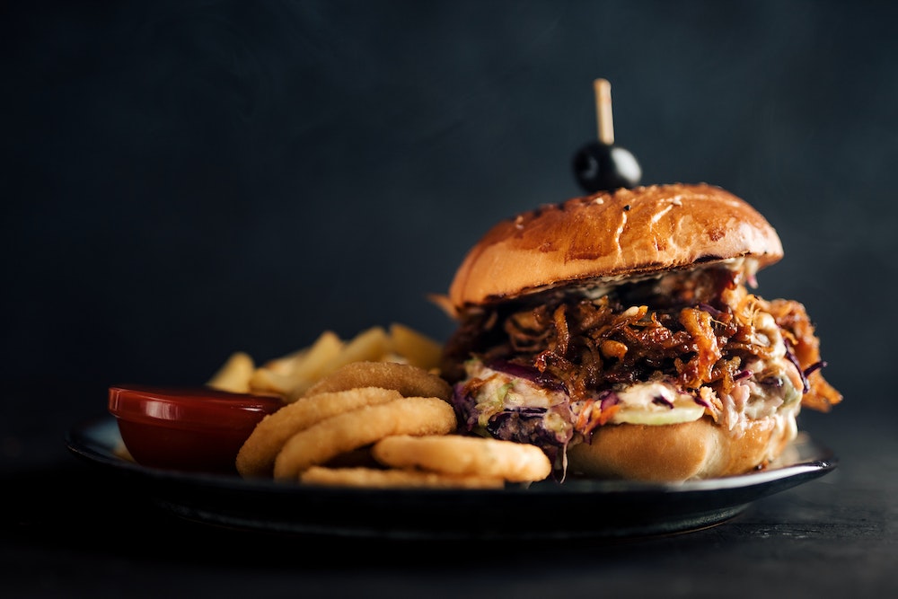 Lancer sa franchise de burger: Les clés d'une réussite gourmande