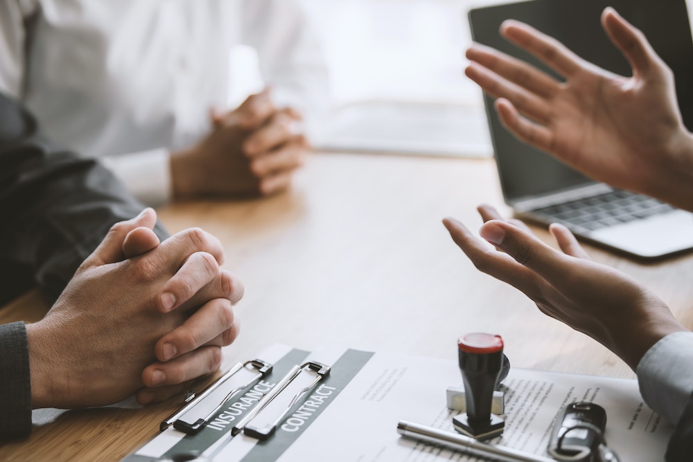 Les contrats d'affaires : un outil essentiel pour sécuriser vos relations professionnelles