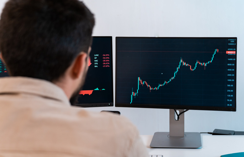 Le rôle du broker en ligne dans le trading social : un acteur clé pour les investisseurs